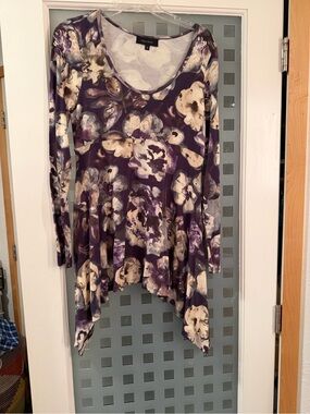 Karen Kane Purple Floral Long Sleeve Tunic
